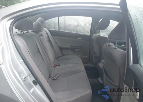 2011 Honda Accord 2.4 Lx z USA, uszkodzony, nr VIN 1HGCP2F37BA017916